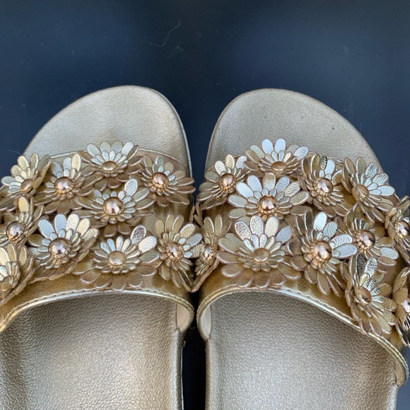 Sugar flowered gold slides size 6 - Picture 3 of 4